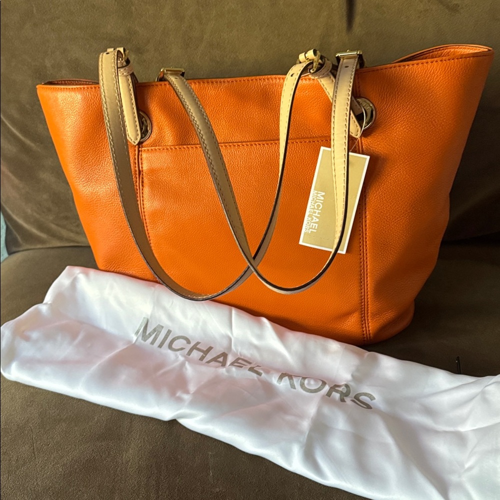 Michael Kors Orange Leather Shoulder Tote Bag Brand New with Tags With Dusty